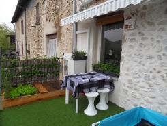 MAISON DE VILLAGE AVEC TERRASSE