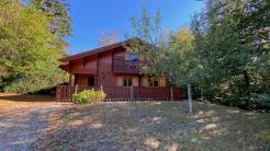 JOLI CHALET DANS SECTEUR TRANQUILLE (sous offre d'achat)