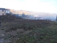 TERRAIN DANS ZONE COMMERCIALE