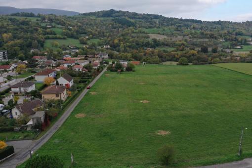BELLE PARCELLE DE TERRAIN PROCHE DE ST JEAN
