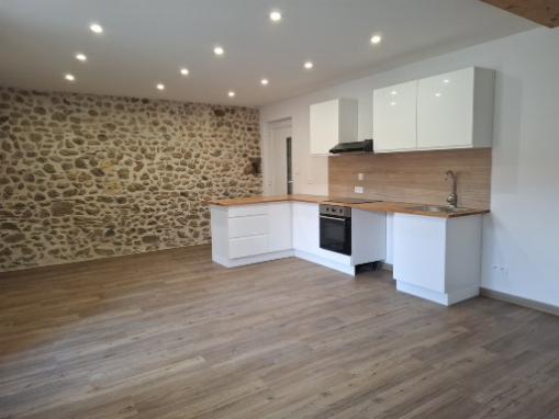 APPARTEMENT T2 REFAIT A NEUF